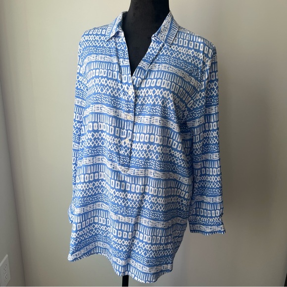 Southern Tide Tops - Blue and White Patterned Blouse - Large